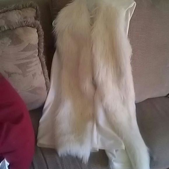 Top - Picture 3 of 3